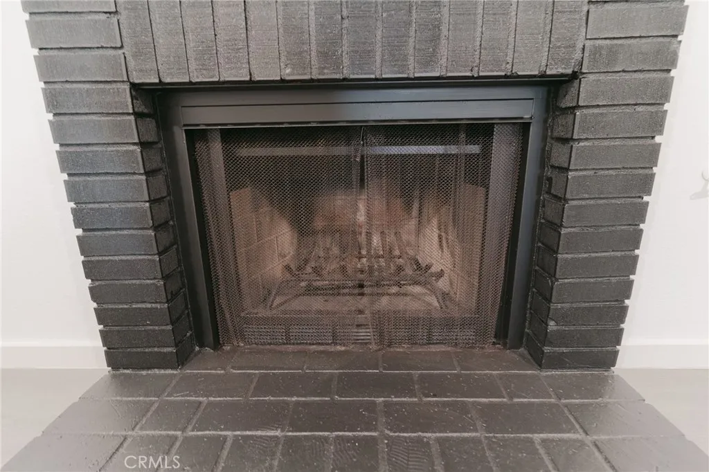 https://cdn.realtyfeed.com/cdn/127/306549226/ca24e76b2c1206b138192e50d157fc1e.webp