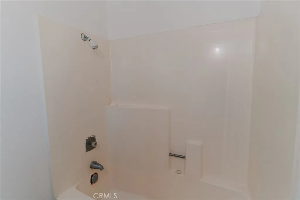 https://cdn.realtyfeed.com/cdn/127/306549226/d8f7799a6be9bdfad9ccd17465348e03.webp