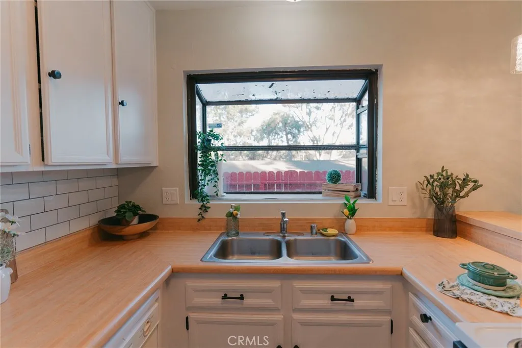 Photo #14: IG25222760 Listing: Photo #14