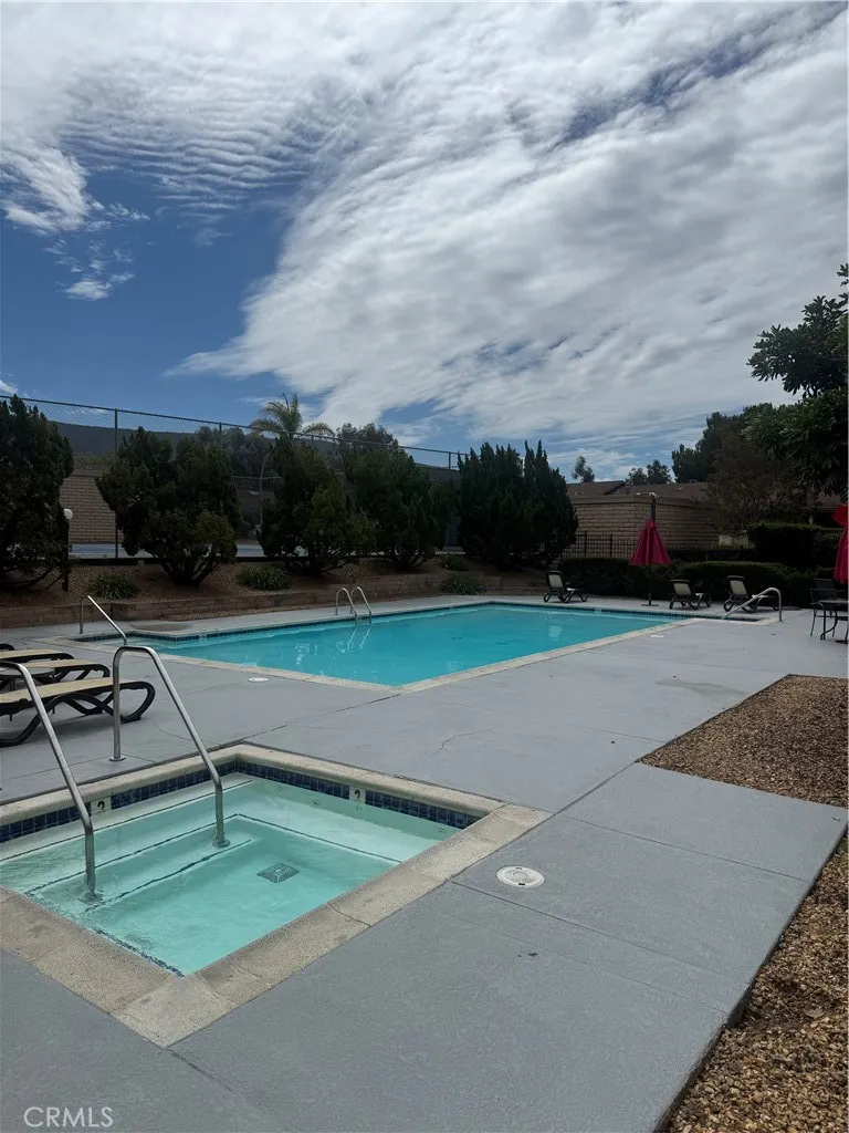 https://cdn.realtyfeed.com/cdn/127/306549306/f5ed84f94780d86a373cc6ab98ec2759.webp