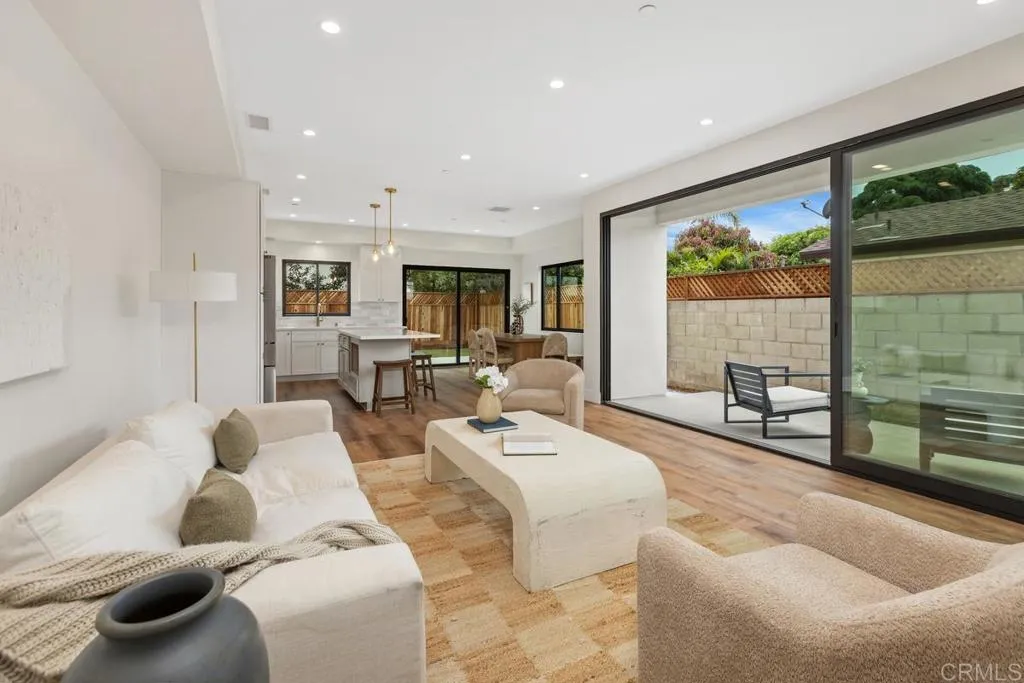 https://cdn.realtyfeed.com/cdn/127/306549312/9966f9042c1b0e9d5c43d1bd239d67a2.webp