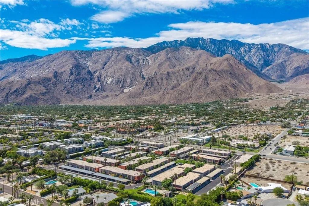 2120 Indian Canyon, Palm Springs, CA, 92262