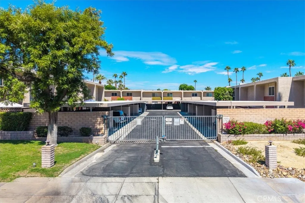 2120 Indian Canyon, Palm Springs, CA, 92262
