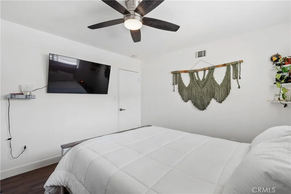 https://cdn.realtyfeed.com/cdn/127/306549335/2d7fb5346a43d29b3923660fc8b92e91.webp