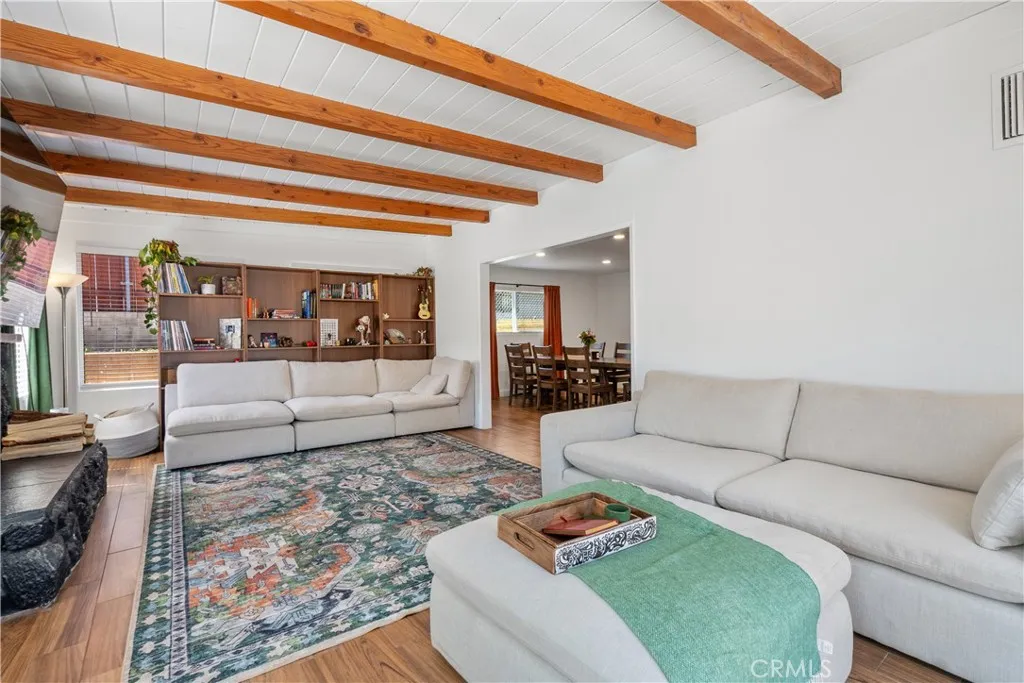 https://cdn.realtyfeed.com/cdn/127/306549335/57d1933208db2eabb6748a7b1fe084bc.webp