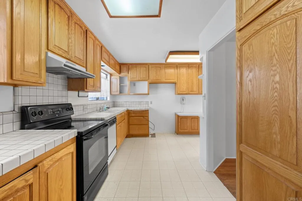 https://cdn.realtyfeed.com/cdn/127/306549374/7b97e3b4dc92f8166c048c7050422f2d.webp