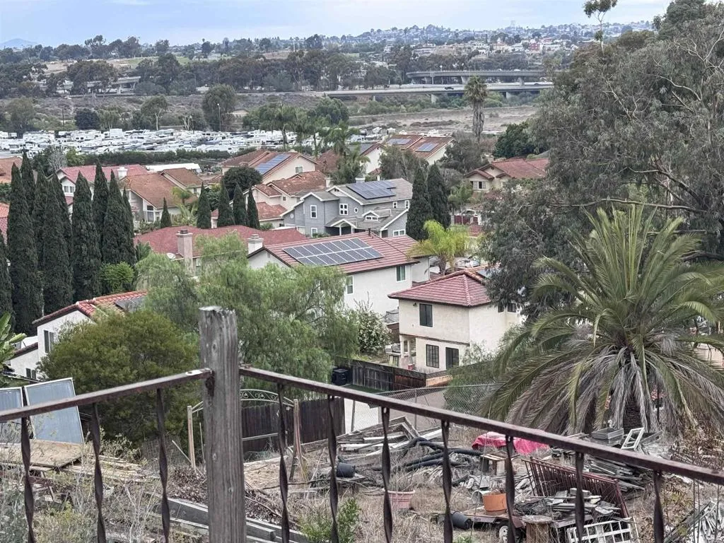 https://cdn.realtyfeed.com/cdn/127/306549374/a1bab0dec331d3647e5674960f1de782.webp