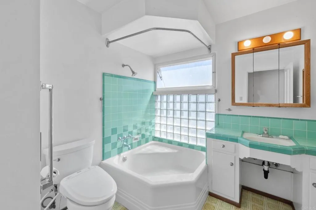 https://cdn.realtyfeed.com/cdn/127/306549374/a86fddc6fb6fd59d2564b8184dc80dcc.webp
