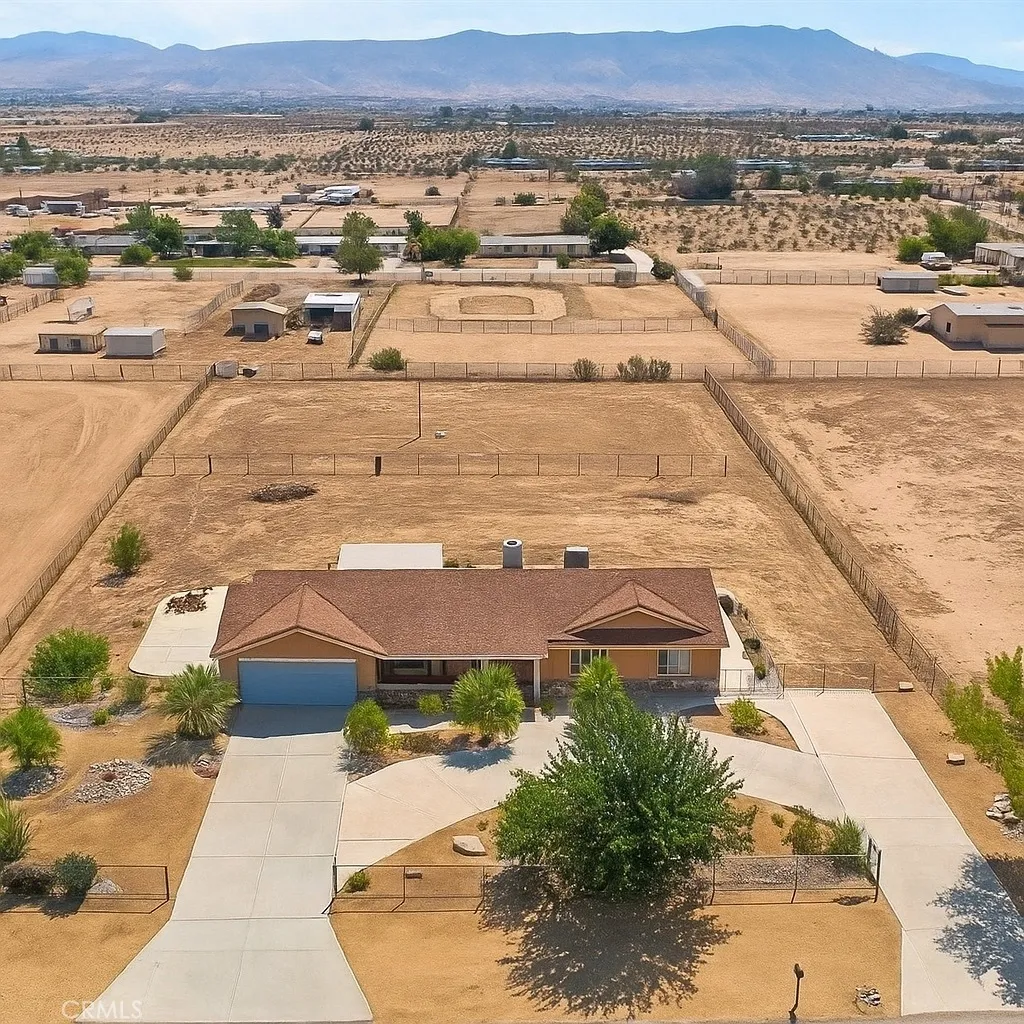 Apple Valley, CA 92308