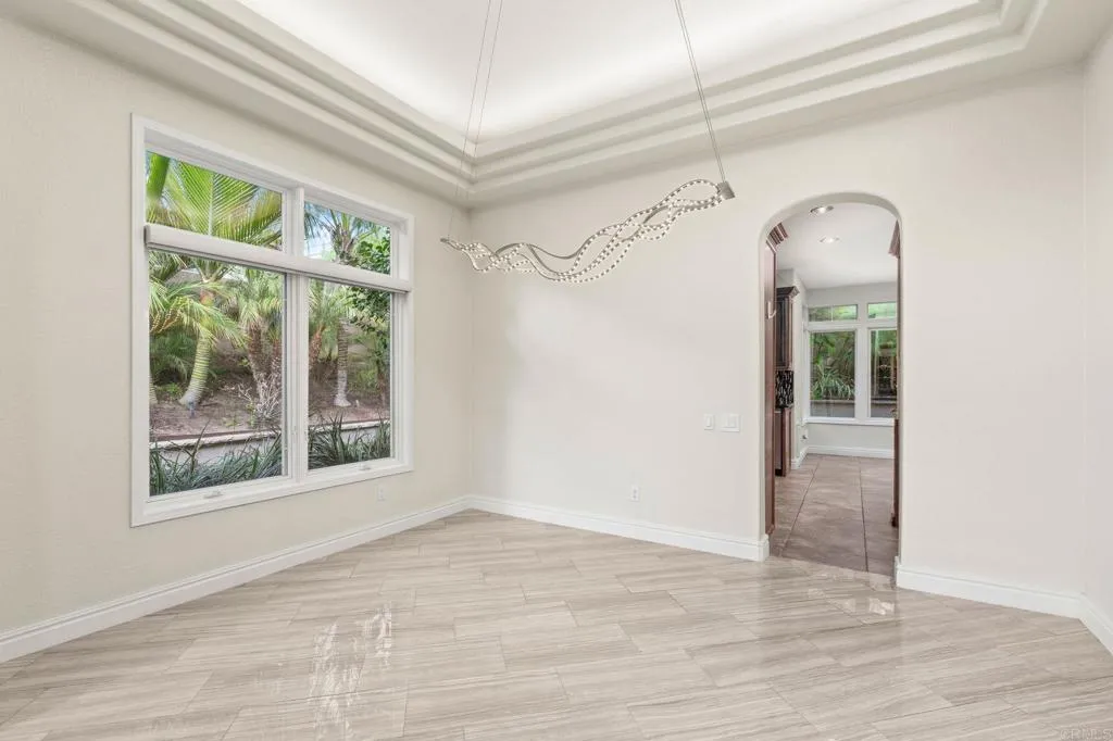 https://cdn.realtyfeed.com/cdn/127/306549502/8ca0fec1e086c1e7d097d51467985465.webp