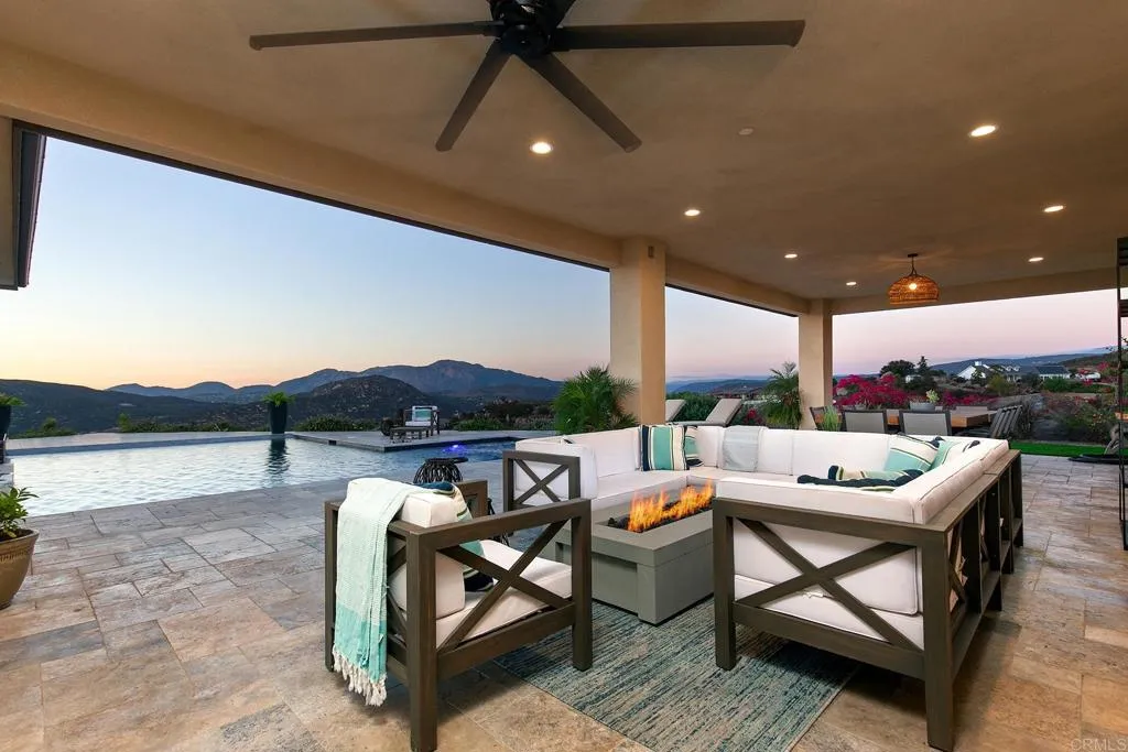 https://cdn.realtyfeed.com/cdn/127/306549617/04ae2e7ab8898a0c6ed1f4635b2e76a5.webp