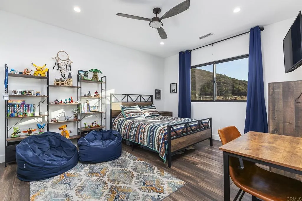 https://cdn.realtyfeed.com/cdn/127/306549617/2281cbd3964e3f1598e0ea0f68694663.webp