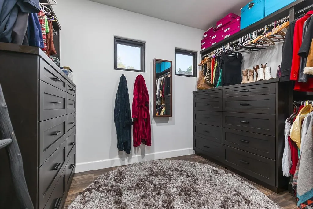 https://cdn.realtyfeed.com/cdn/127/306549617/2e50deda1e71fba71b9d7f266d5d2e28.webp