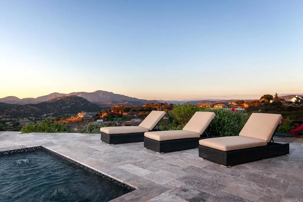 https://cdn.realtyfeed.com/cdn/127/306549617/44c41150c7c960ba80ba12f4d2dc0901.webp