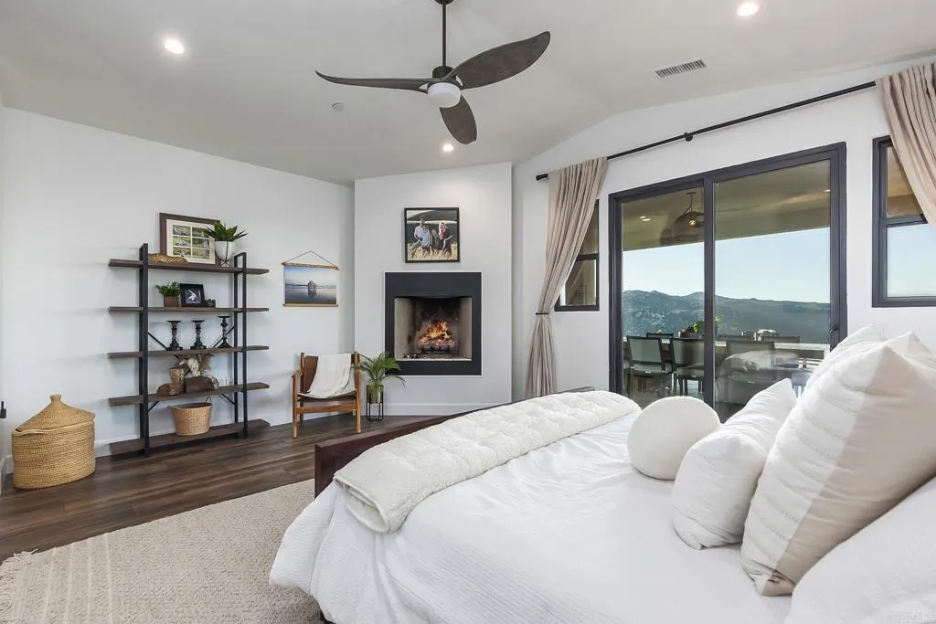 https://cdn.realtyfeed.com/cdn/127/306549617/6ffa46ce0d51087eb8b48e8fa378f59a.webp
