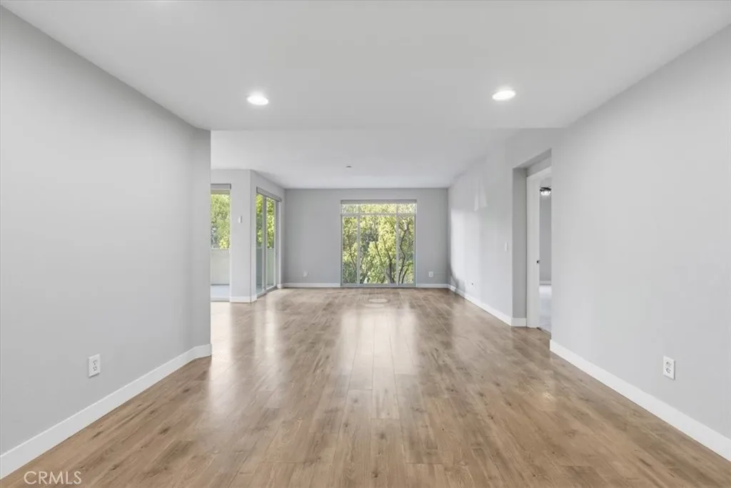 Photo #3: SW25223301 Listing: Photo #3