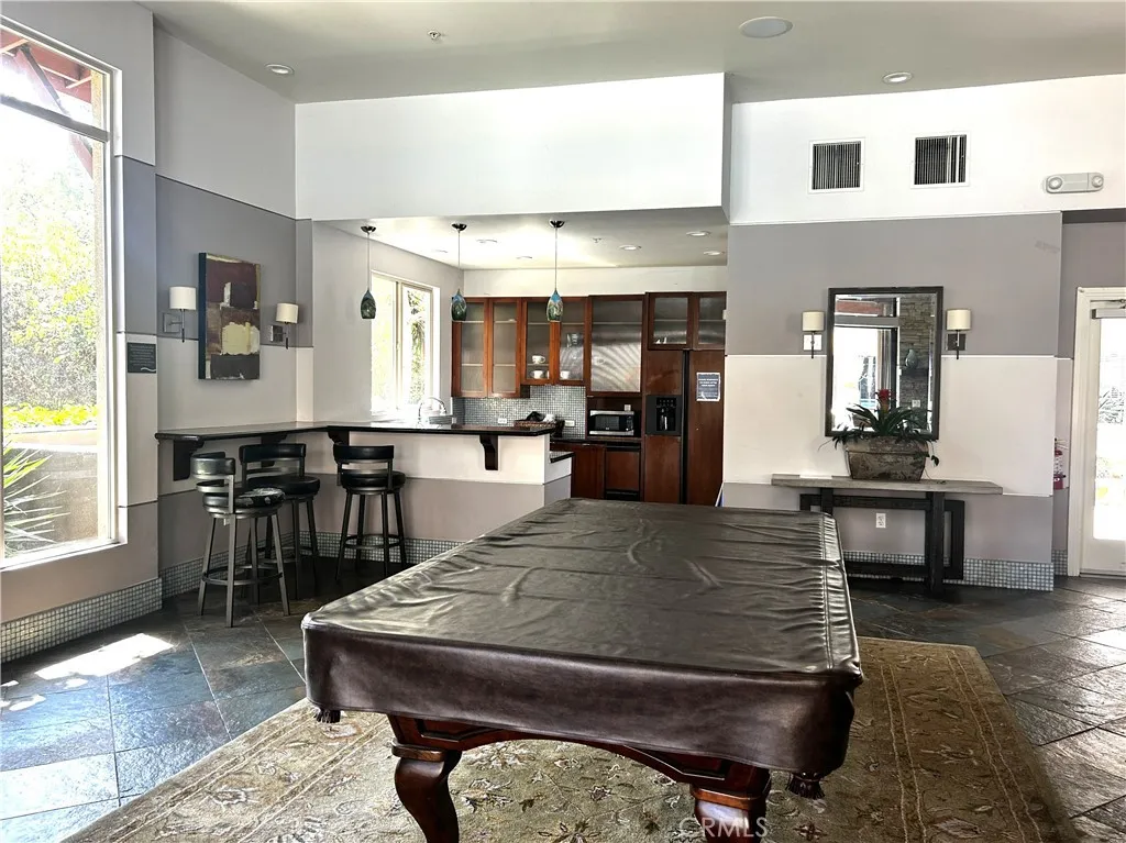 https://cdn.realtyfeed.com/cdn/127/306549628/2591afe4cfecd6024e413e1242f46f6f.webp