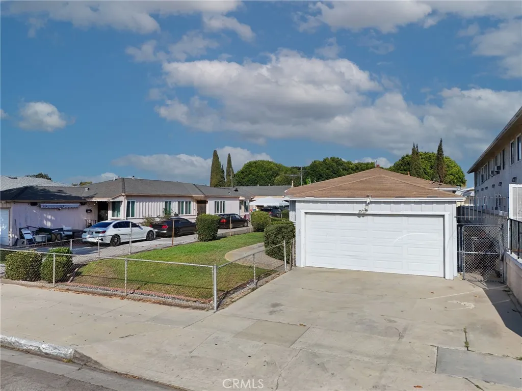 14522 Avis Avenue, Lawndale, CA 90260 - Photo 5 of 17, Lawndale, CA