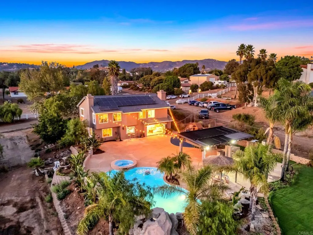 https://cdn.realtyfeed.com/cdn/127/306549717/456cbad216130864c66eb9ff0a26e0c2.webp