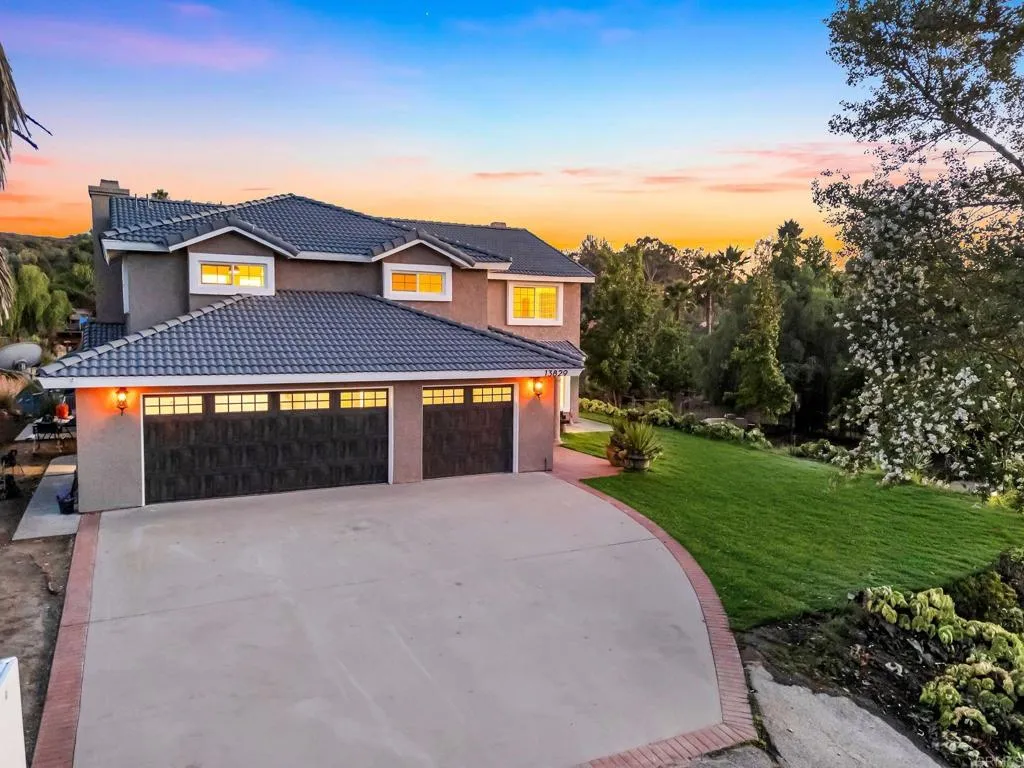 https://cdn.realtyfeed.com/cdn/127/306549717/6f6c8e360f7dde64faf96e5bfc40bf19.webp