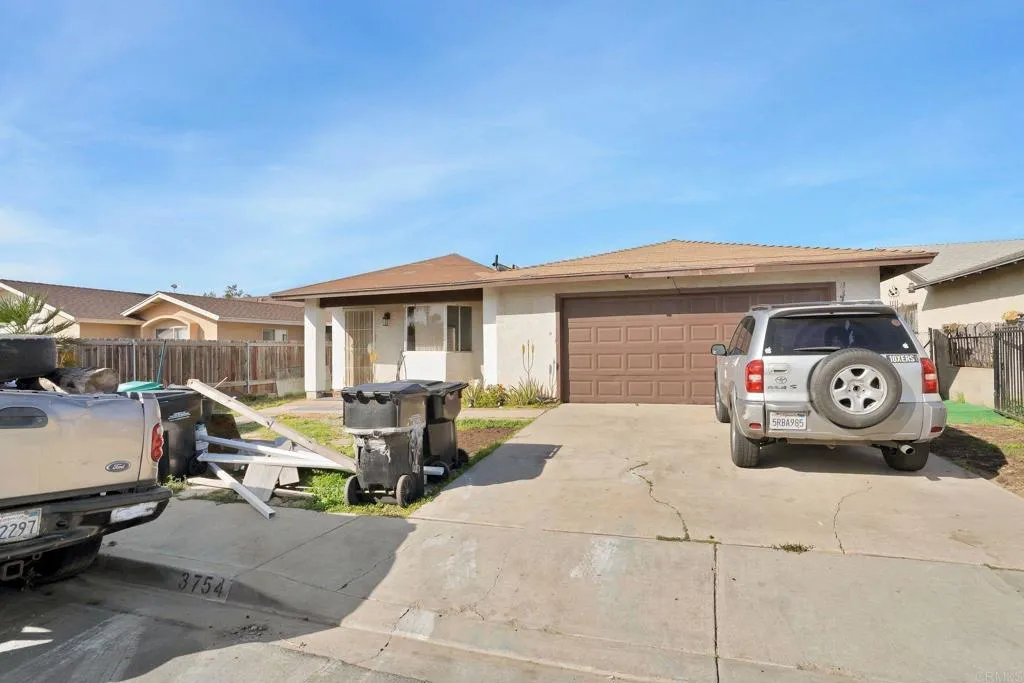 https://cdn.realtyfeed.com/cdn/127/306549812/848da941f53b8decfbeec821ec8fb6c2.webp