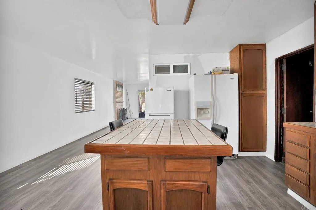 https://cdn.realtyfeed.com/cdn/127/306549812/c5f21ea2f71019c8ce09e07bdabfc355.webp