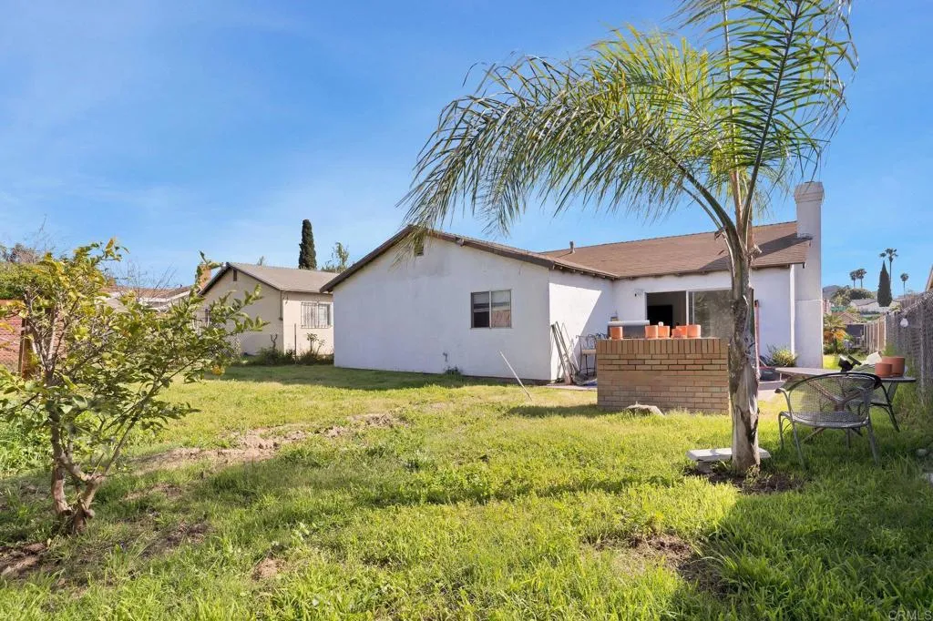 https://cdn.realtyfeed.com/cdn/127/306549812/fd9abc5255dfebd134dce96c1e4afcbb.webp