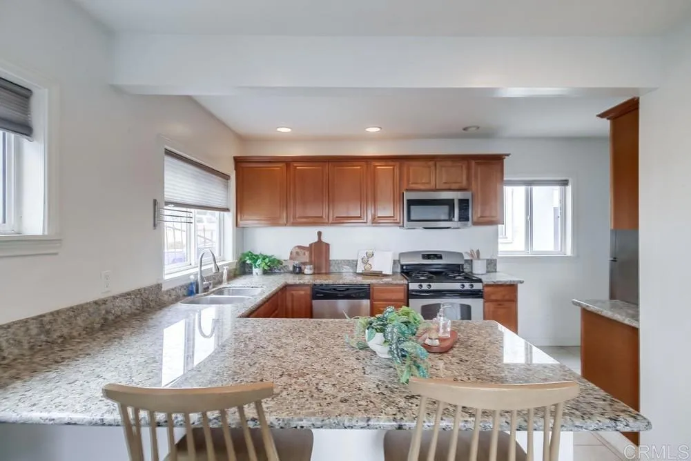 https://cdn.realtyfeed.com/cdn/127/306549829/2f6e3284eab5b0679b1a2ed6dd12d6b4.webp