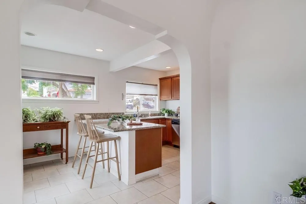 https://cdn.realtyfeed.com/cdn/127/306549829/de0dc5842424b591821e0bbdfcabdce1.webp