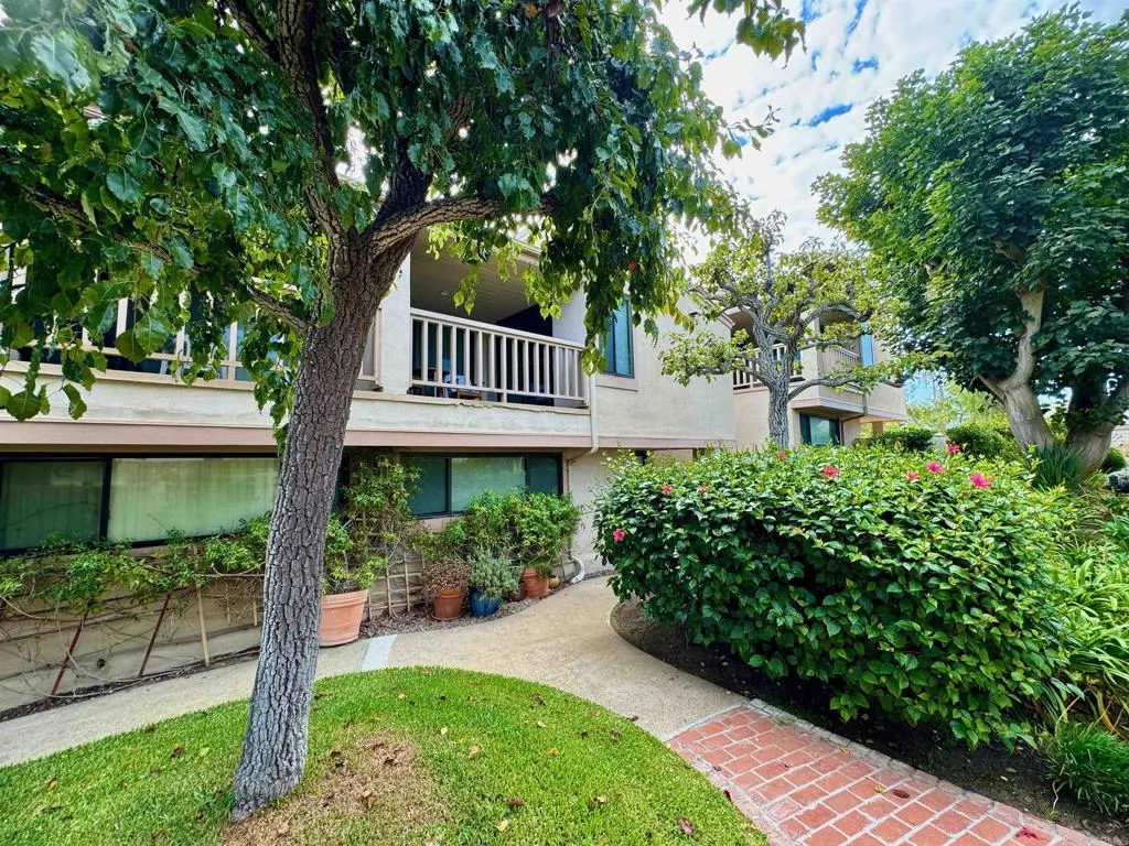 https://cdn.realtyfeed.com/cdn/127/306549869/2c3389fdb65f28b4532852b6983ec0a4.webp