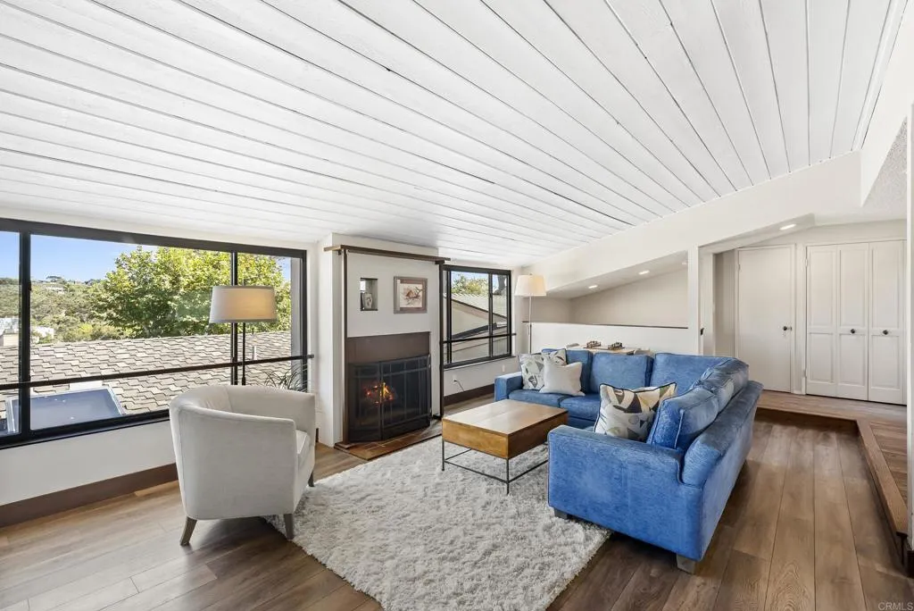 Photo #8: NDP2509287 Listing: Photo #8