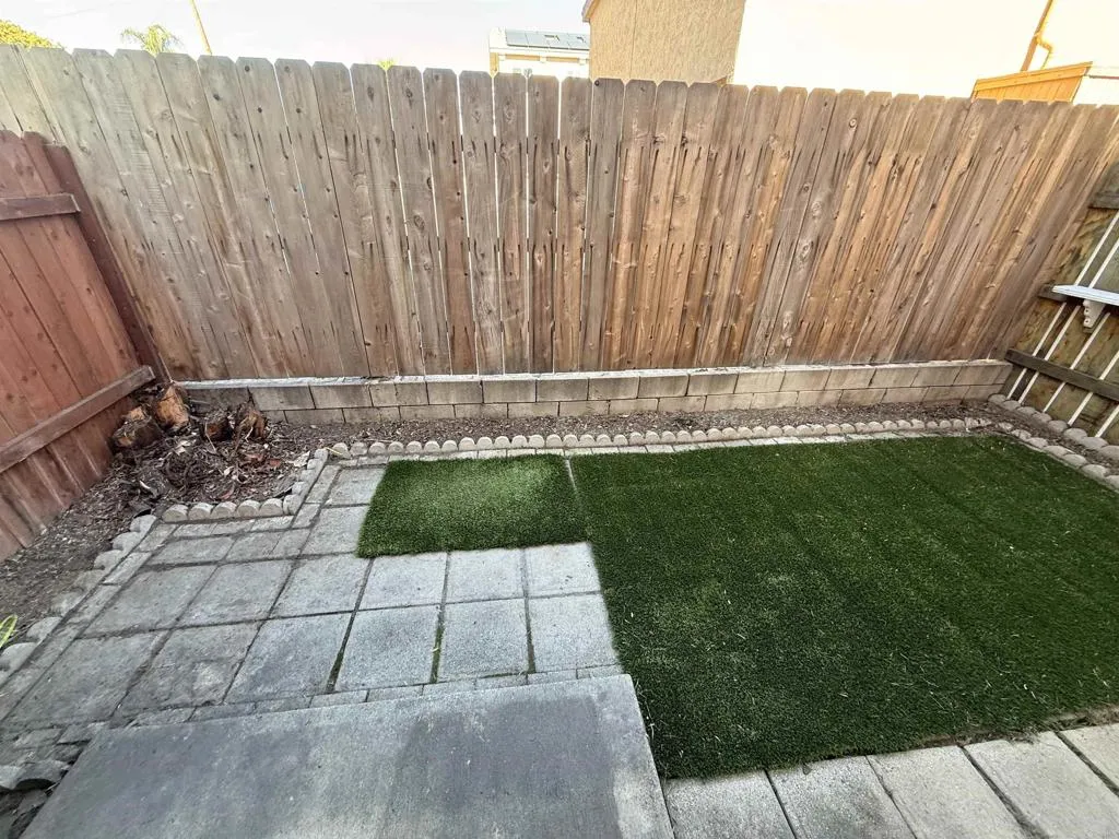 https://cdn.realtyfeed.com/cdn/127/306549881/1fa19d57201ade25b1b149ee252225ec.webp