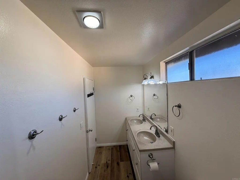 https://cdn.realtyfeed.com/cdn/127/306549881/9616a5c5bbbad86826900f274b6552f1.webp