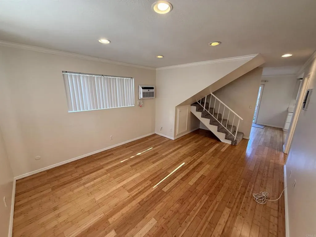 https://cdn.realtyfeed.com/cdn/127/306549881/f1937832d8c3bc7d7b912dee8b2224de.webp