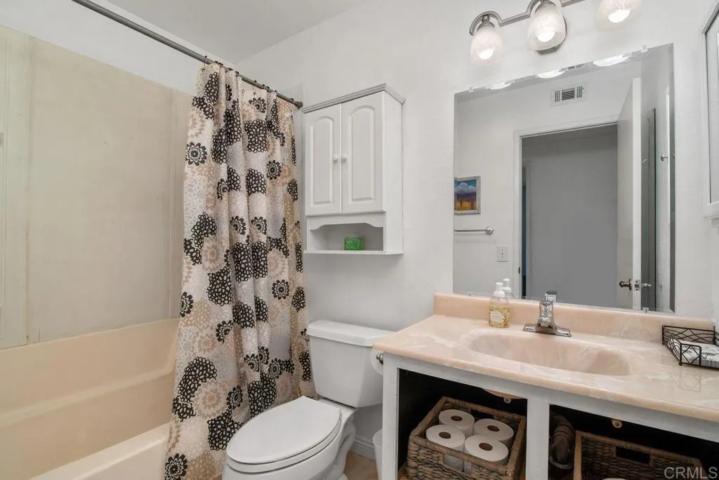 https://cdn.realtyfeed.com/cdn/127/306549936/6d62194e441f1f2438ed1b88b0495366.webp