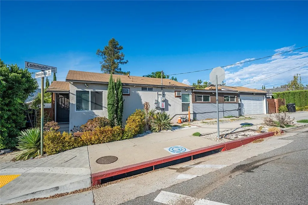 4357 Pennsylvania Avenue, La Crescenta, CA, 91214