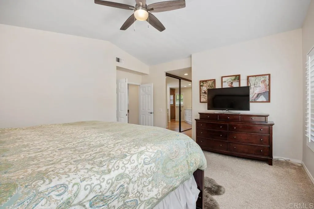 https://cdn.realtyfeed.com/cdn/127/306550055/36f4d6cddb41026f54a22668dbacb2a5.webp