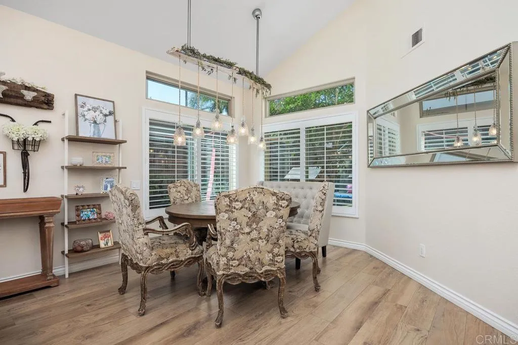 https://cdn.realtyfeed.com/cdn/127/306550055/9ffa59e3b439bc3d91b1b8d85e7f3e4b.webp