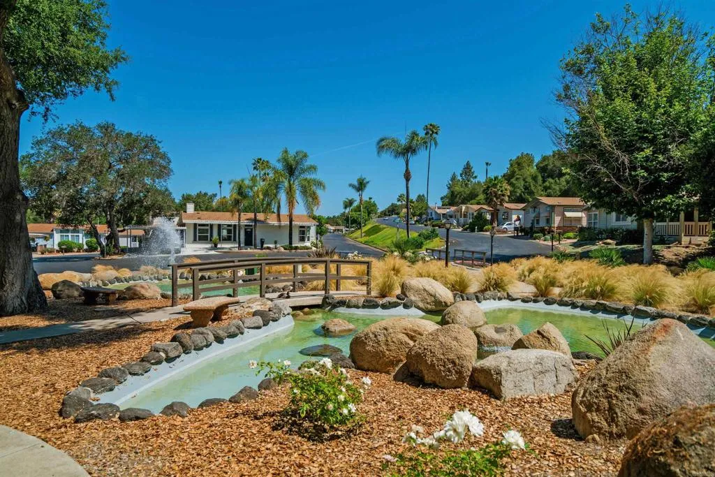 https://cdn.realtyfeed.com/cdn/127/306550119/505a666f16048dec481769034e7e3872.webp