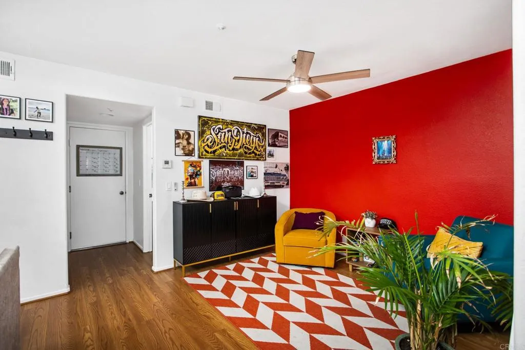 https://cdn.realtyfeed.com/cdn/127/306550121/bd8241c5fa080a5d4790f6b1c937a2b6.webp