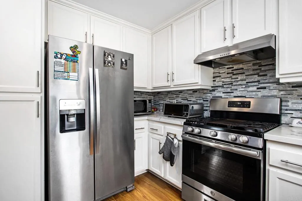 https://cdn.realtyfeed.com/cdn/127/306550121/cb241b4f677112a7dfb062e07f777d6a.webp