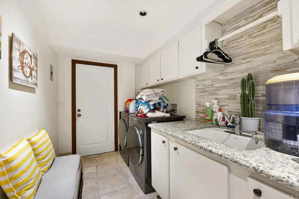 https://cdn.realtyfeed.com/cdn/127/306550123/3c80dbf36b8b884499242eda6b900961.webp