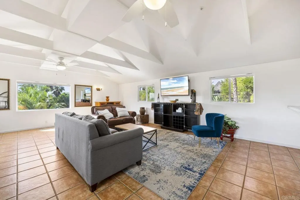https://cdn.realtyfeed.com/cdn/127/306550123/d85e497ba6c6c40fc5c63ff18b903b39.webp