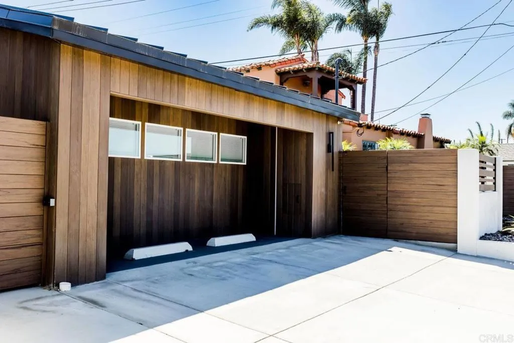 https://cdn.realtyfeed.com/cdn/127/306550306/945bdf7c76f5c60c2c235b554b31e464.webp
