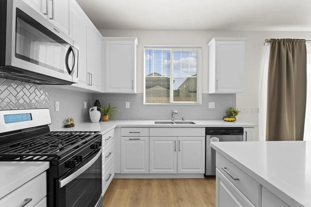 https://cdn.realtyfeed.com/cdn/127/306550310/fecc3536a93f08e4364a2e74e372cf78.webp