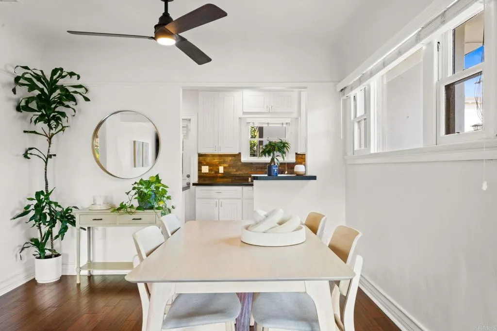https://cdn.realtyfeed.com/cdn/127/306550330/1ca44572e0be746ecf300df2dca28e38.webp