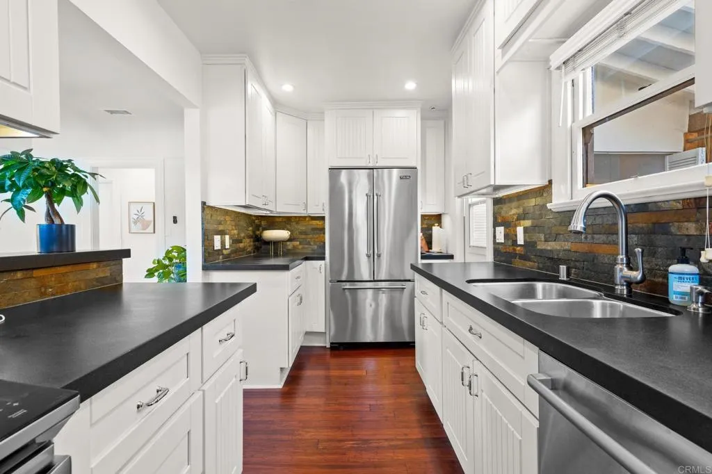 https://cdn.realtyfeed.com/cdn/127/306550330/c5c91c72c11c93900f09421c6a95a35c.webp