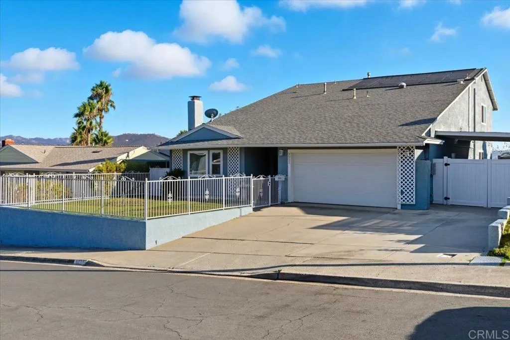 https://cdn.realtyfeed.com/cdn/127/306550331/d12808de0f03f492884d375946c44051.webp