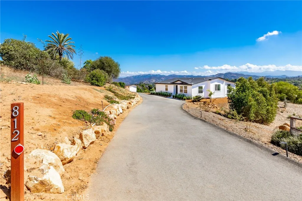 https://cdn.realtyfeed.com/cdn/127/306550333/662cc40094b45e8cd6afd35c60d50d8d.webp