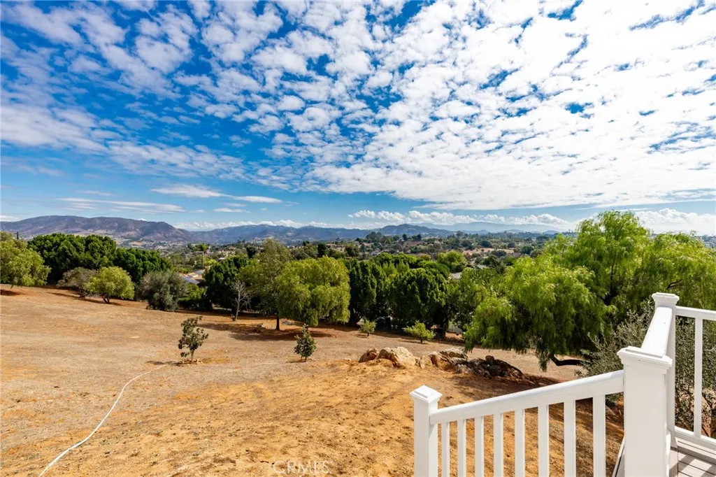 https://cdn.realtyfeed.com/cdn/127/306550333/b19417b4fe30cbd0537201b96d3843ca.webp